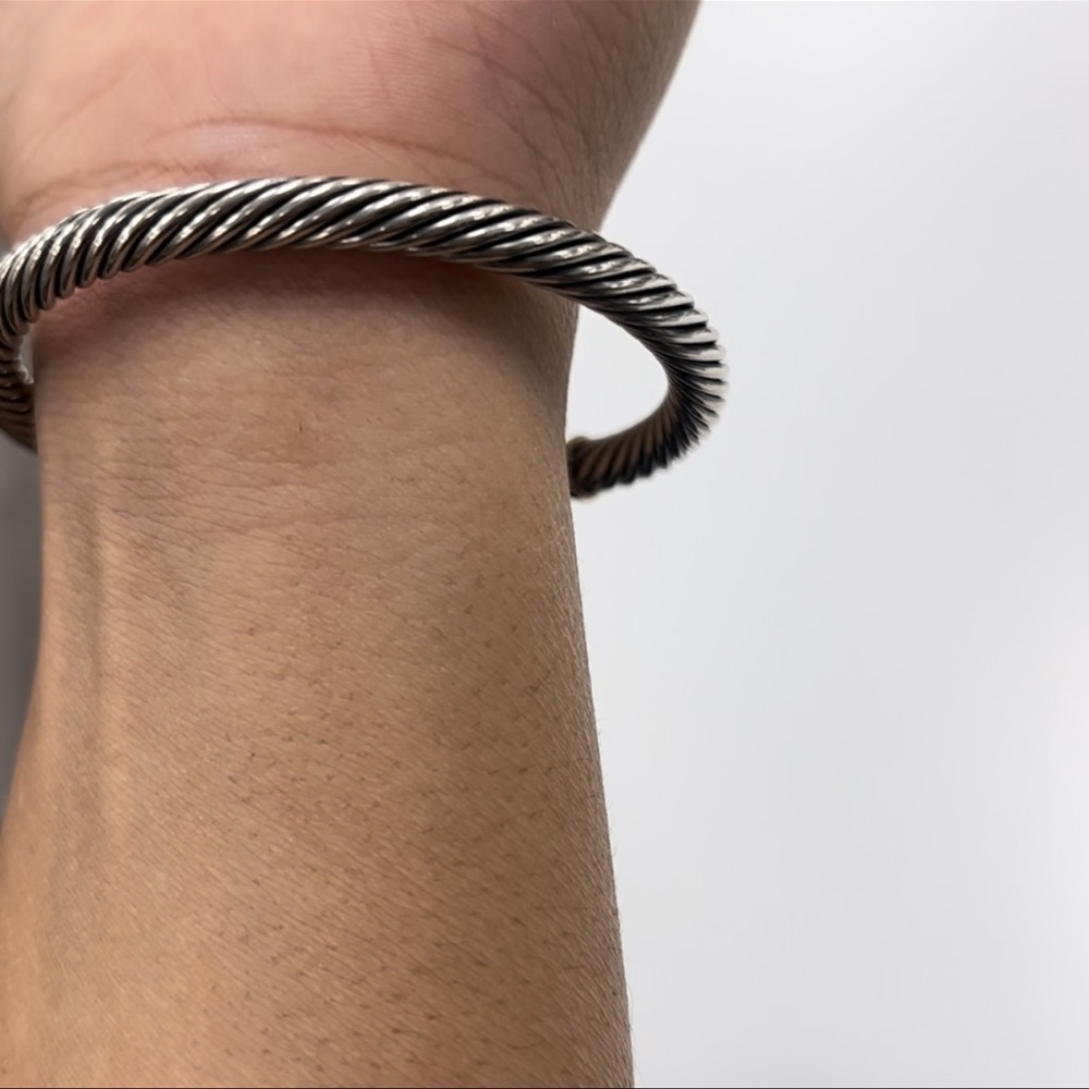 David Yurman Cable Classics Bracelet w/ 18K Yellow Gold Domes and Pavé Diamonds - Picture 11 of 12